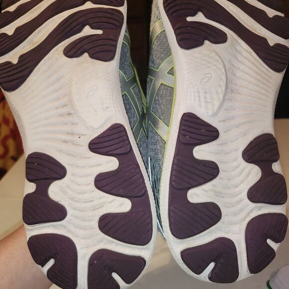 Asics Women's Gel Nimbus 24 Running Walking Shoes Size 11.5 - Picture 12 of 13